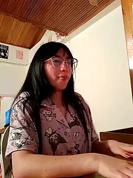 Snapshot of Arielle_lov chatting on 1, 10, 2025 Arielle lov online show from 1, 10, 2025