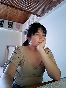 Snapshot of Arielle_lov chatting on 3, 10, 2025 Arielle lov online show from 3, 10, 2025
