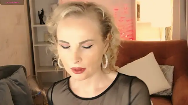 Sandra Kind online show from 8, 3, 2026