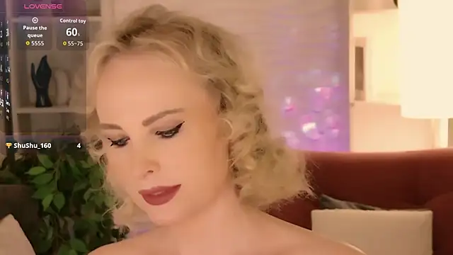 Snapshot of Sandra_Kind chatting on 18, 7, 2026 Sandra Kind online show from 18, 7, 2026