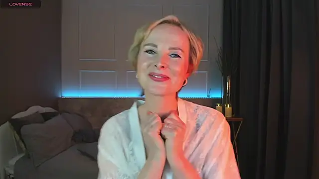 Snapshot of Sandra_Kind chatting on 1, 3, 2025 Sandra Kind online show from 1, 3, 2025