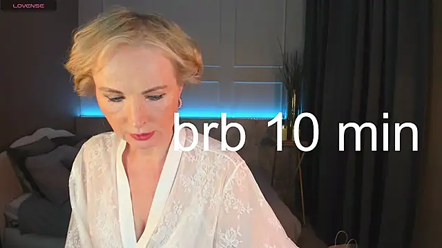 Snapshot of Sandra_Kind chatting on 2, 3, 2025 Sandra Kind online show from 2, 3, 2025