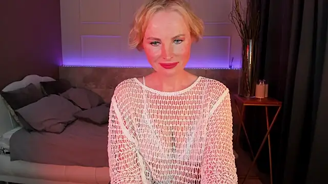 Snapshot of Sandra_Kind chatting on 12, 3, 2025 Sandra Kind online show from 12, 3, 2025