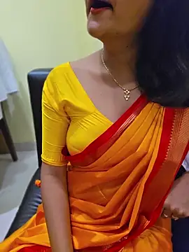 RealcoupleP online show from 24, 7, 2026