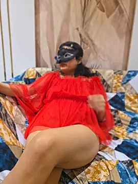 RealcoupleP online show from 5, 4, 2026