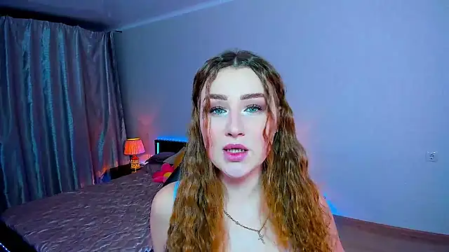 Snapshot of Sofia_beautifuul chatting on 13, 11, 2025 Sofia beautifuul online show from 13, 11, 2025