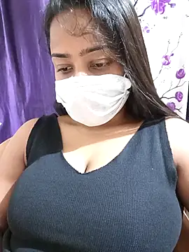 Snapshot of COZY_ROZI chatting on 13, 9, 2025 COZY ROZI online show from 13, 9, 2025