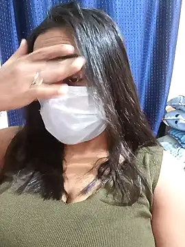 Snapshot of COZY_ROZI chatting on 13, 10, 2025 COZY ROZI online show from 13, 10, 2025