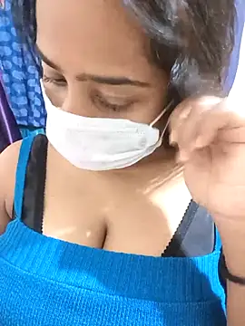 Snapshot of COZY_ROZI chatting on 9, 9, 2025 COZY ROZI online show from 9, 9, 2025