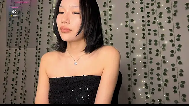 Snapshot of Asian_Vi chatting on 26, 4, 2026 Asian Vi online show from 26, 4, 2026