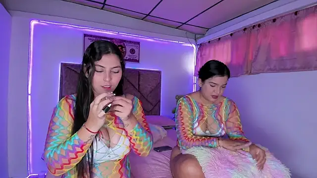 Cristal Smith20 online show from 2, 10, 2025