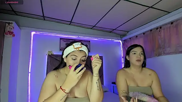 Cristal Smith20 online show from 11, 11, 2025