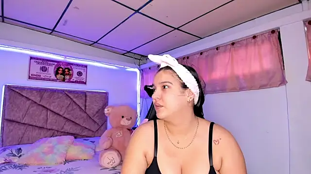 Cristal Smith20 online show from 15, 3, 2026