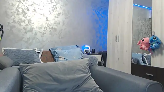 RosesandLillies online show from 25, 11, 2025