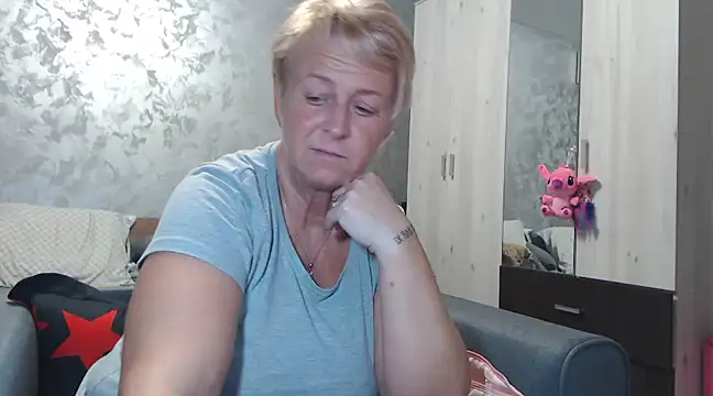 RosesandLillies online show from 12, 2, 2025