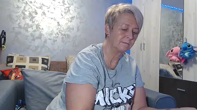 RosesandLillies online show from 17, 11, 2025