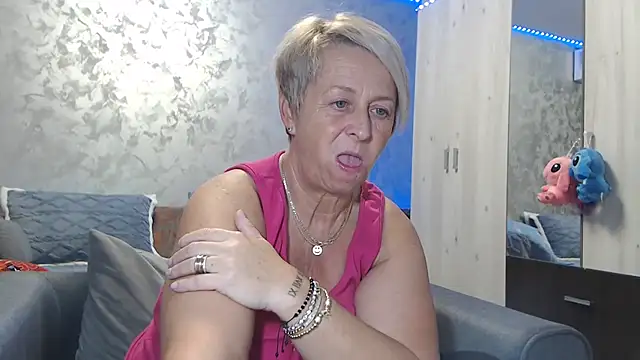 RosesandLillies online show from 30, 11, 2025