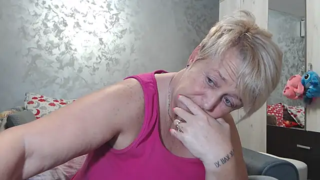 RosesandLillies online show from 11, 11, 2025