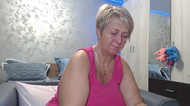 RosesandLillies online show from 4, 12, 2025