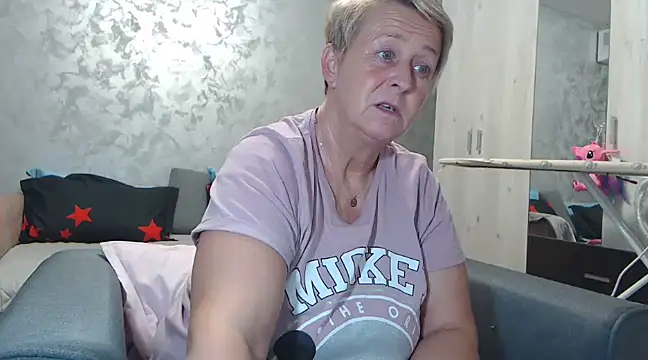 RosesandLillies online show from 12, 3, 2025