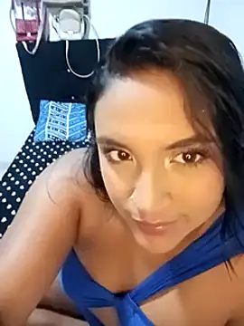 Snapshot of victoria_roussee chatting on 22, 2, 2025 victoria roussee online show from 22, 2, 2025