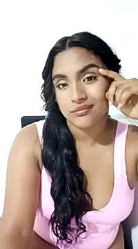 Snapshot of victoria_roussee chatting on 3, 3, 2025 victoria roussee online show from 3, 3, 2025