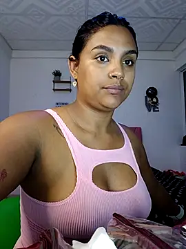 victoria roussee online show from 23, 10, 2025