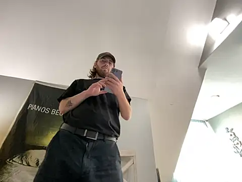 Explosive andyy online show from 27, 10, 2025