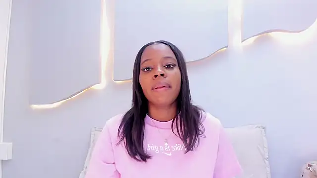 EmilyDiaaz online show from 12, 4, 2026