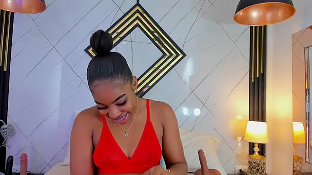 EmilyDiaaz online show from 18, 11, 2025