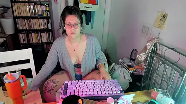 Rosiee69  online show from 9, 11, 2025