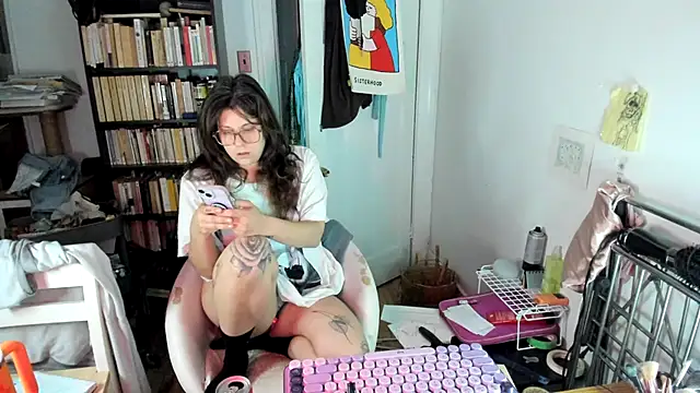 Rosiee69  online show from 27, 11, 2025