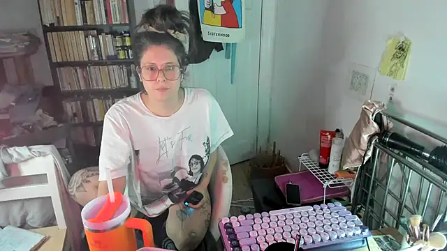 Rosiee69  online show from 28, 11, 2025