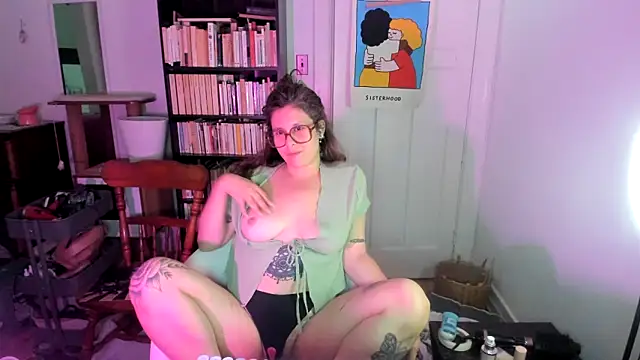 Snapshot of Rosiee69_ chatting on 9, 9, 2025 Rosiee69 online show from 9, 9, 2025