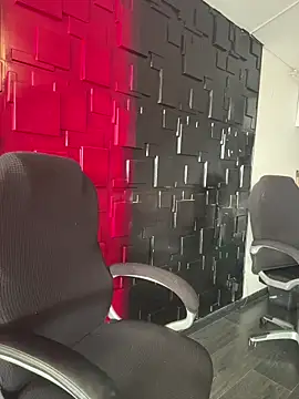 Emily-teen online show from 23, 2, 2026