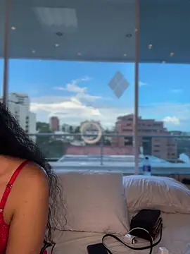 Snapshot of Alice_surprise chatting on 25, 11, 2025 Alice surprise online show from 25, 11, 2025