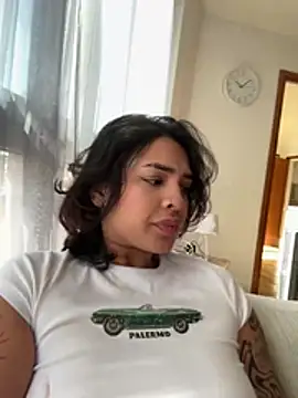 Snapshot of Alice_surprise chatting on 19, 6, 2026 Alice surprise online show from 19, 6, 2026
