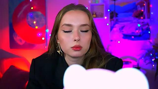 JenniferGraces online show from 17, 10, 2025