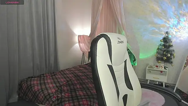 boozekirs  online show from 2, 12, 2025