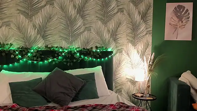 boozekirs  online show from 7, 11, 2025