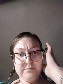 HTXBELLE online show from 21, 11, 2025