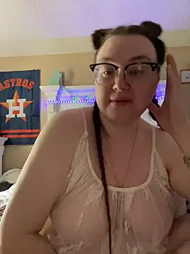 HTXBELLE online show from 8, 3, 2025