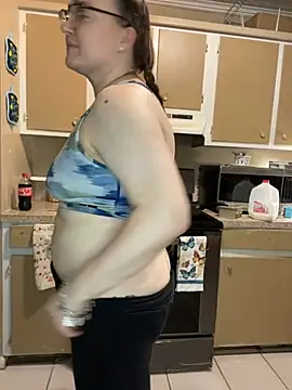 HTXBELLE online show from 17, 3, 2025