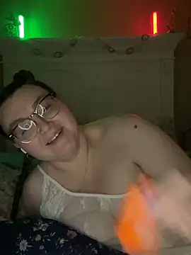 HTXBELLE online show from 5, 3, 2025