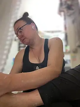 HTXBELLE online show from 21, 3, 2026