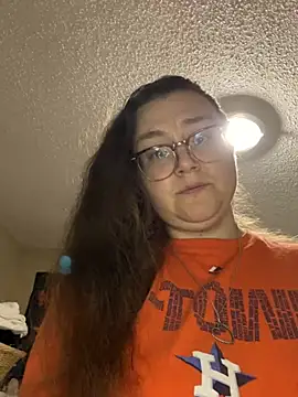HTXBELLE online show from 18, 3, 2025