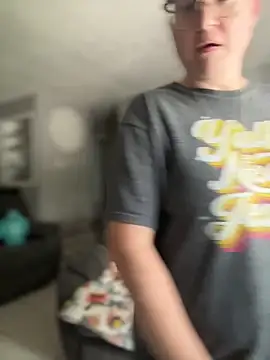 HTXBELLE online show from 8, 4, 2026