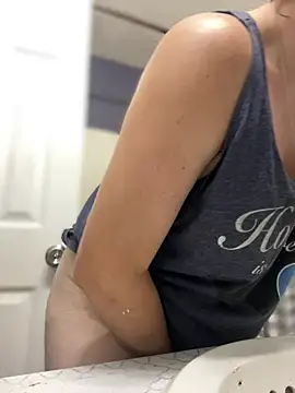 HTXBELLE online show from 18, 4, 2026