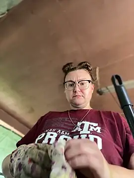 HTXBELLE online show from 10, 4, 2026