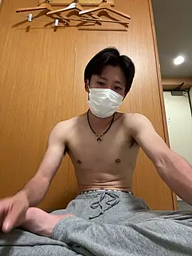 Snapshot of chiba_chan chatting on 28, 10, 2025 chiba chan online show from 28, 10, 2025